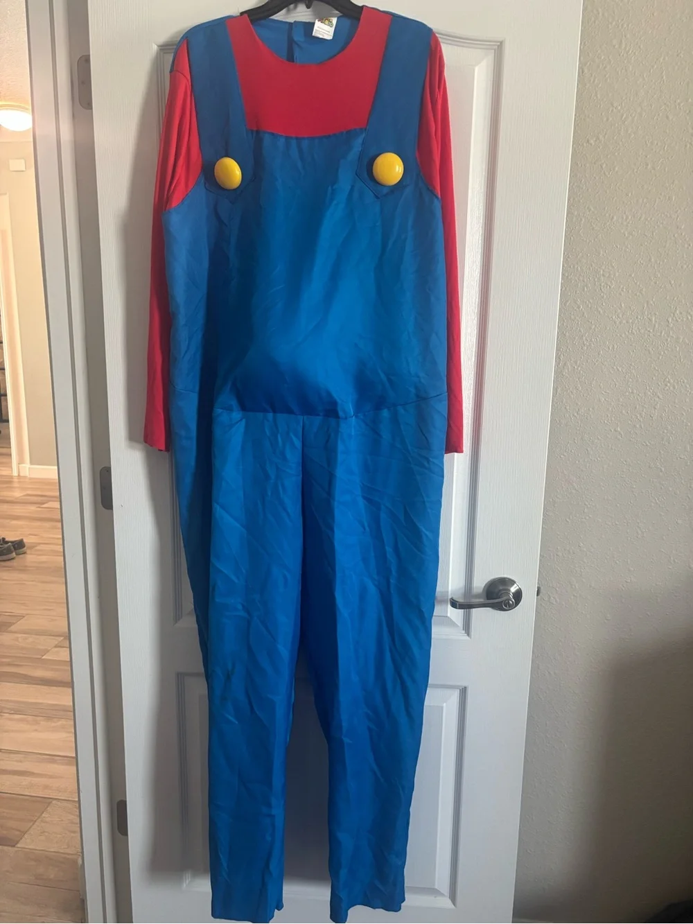 Nintendo Red Shirt Blue Overalls Costume Yellow Buttons see measurements